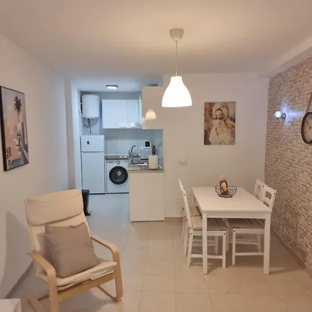 Apartamento Centrico En Lägenhet Málaga